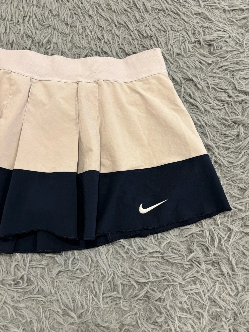 Nike Court Dri-Fit Women’s Cream Navy Pleated Tennis Skort Golf Pickleball Large